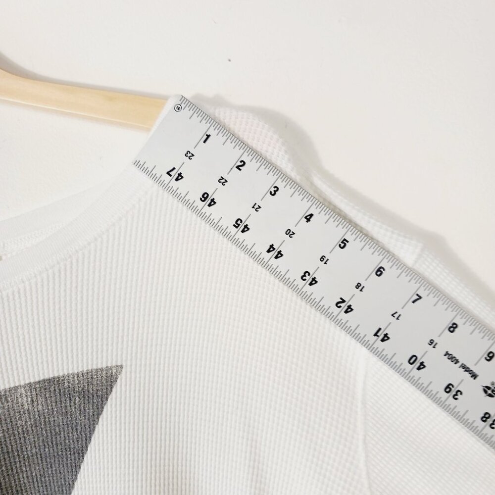 LETLUV Anthropologie MED, Off White Thermal With Gray Lightening Bolt Graphic - Picture 12 of 15
